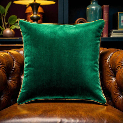 Premium Velvet Throw Pillow - Emerald Green